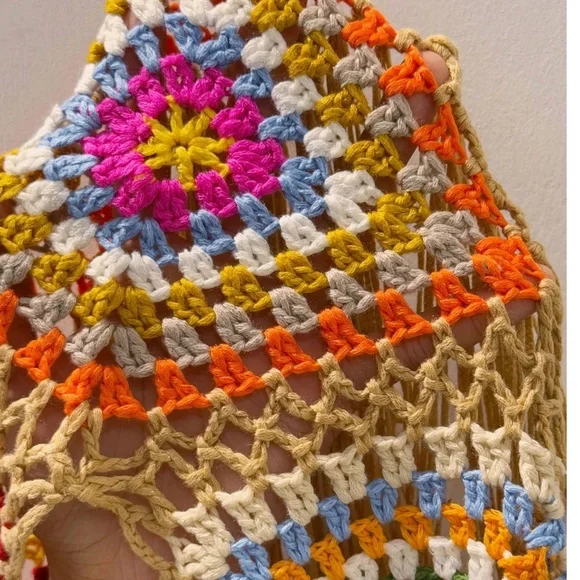 Plus Multicolor Floral Semi Sheer Crochet Fringe Hem Tank Top - Picture 5 of 5